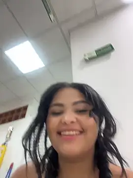 HoneyBunXXX webcam