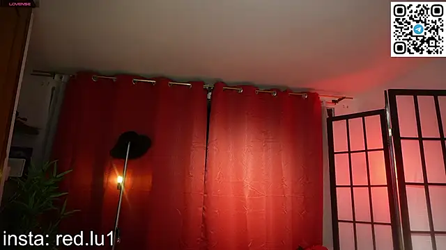 Redlu_1 live webcam show