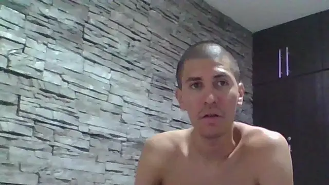 Sexylatin64 webcam