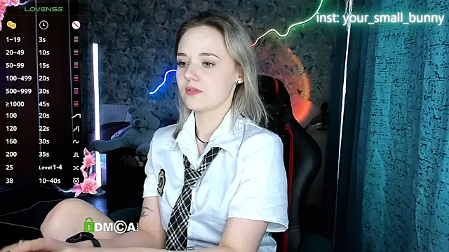Your_small_bunny webcam