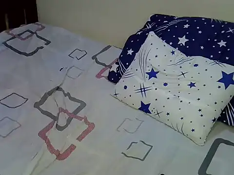 royaleve_ - RoyalEve_'s free webcam - UK Sex Cams