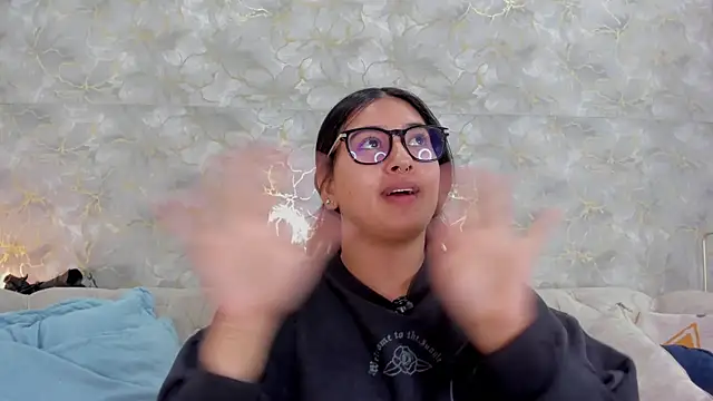 lilithst_ webcam