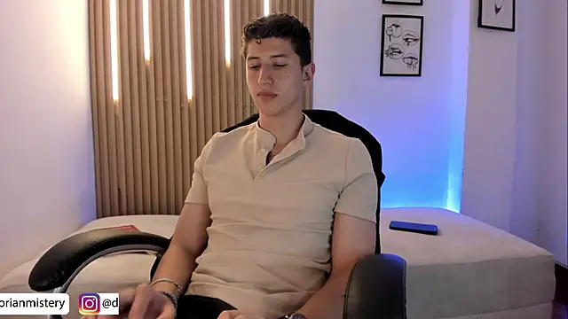 dorianmistery2322_ (M young) - SHOW CUM 💦🎄🔥