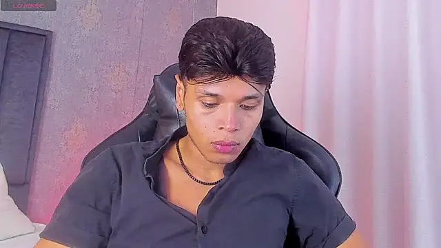 Alejandroo_Montenegro webcam