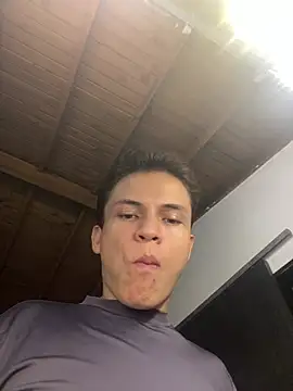 _Leo_Boy webcam