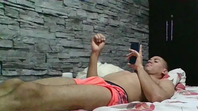 Sexylatin64 webcam