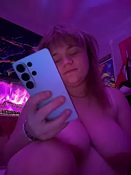 Cutiepiespanks's live cam