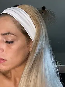 Bellalolahot