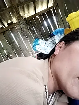 Lovephay8x live cam on StripChat