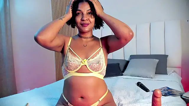 paradissela__ webcam