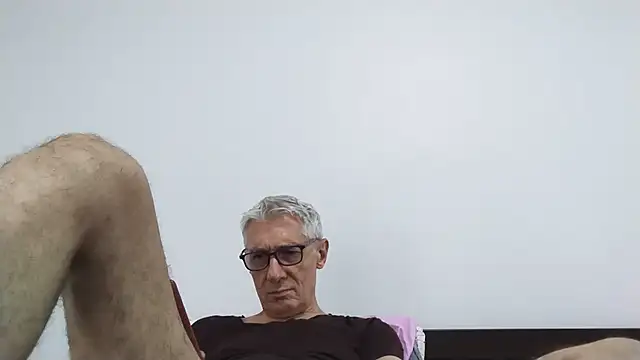 BIGUNCUTHARDCOCK webcam