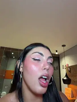 zui_lu live webcam show