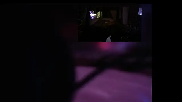 01marilynluxx (Ask my age) - 2 Frnds fckng my boipssE & sckng my clit