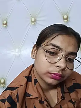 Himani_0122 live webcam show