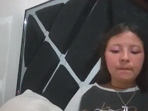 DafneNicole webcam