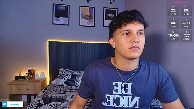 Leo_Savage_ webcam