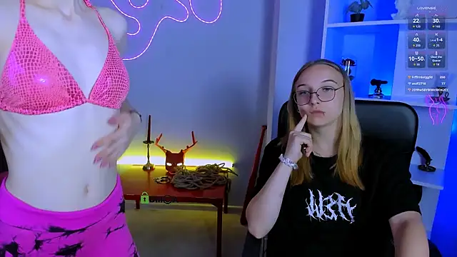 rebecca_smile webcam