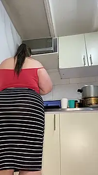 Chloee_Peach live cam on StripChat