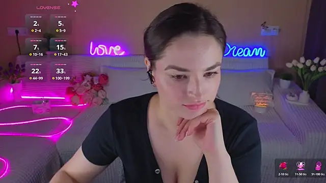 Camilla__one__ live webcam show