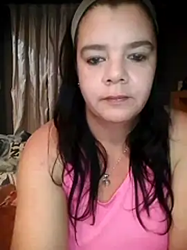 Hornyparratjie live webcam show