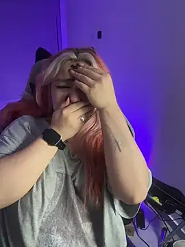 Sophia_Weest99 webcam