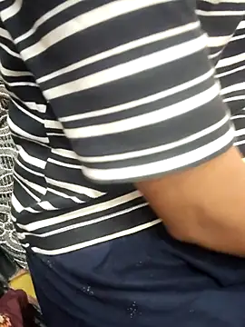 RIYA_SHARMA_3 live webcam show