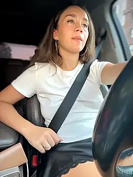QuietNicole live webcam show