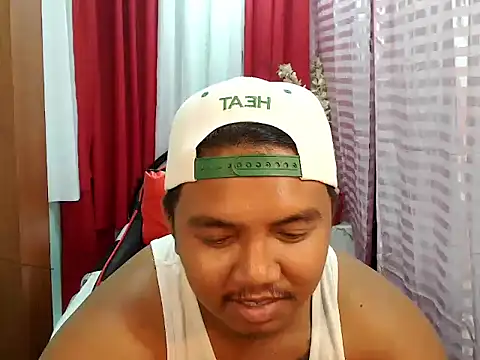 davidhotdesire live cam on StripChat