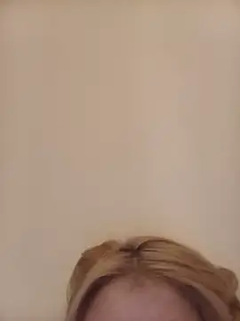 lili_valkova (Ask my age) - Play big dildo 🥵❤️