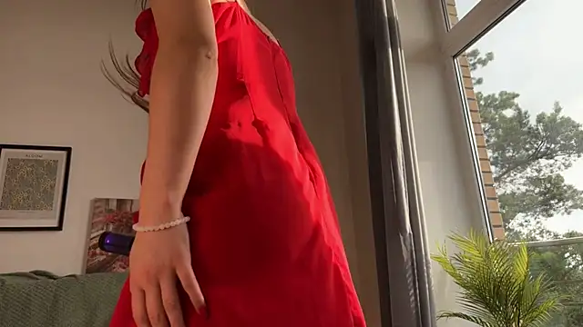 Mia_Luxes webcam