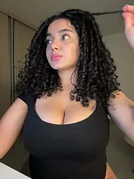 Curlyierr webcam