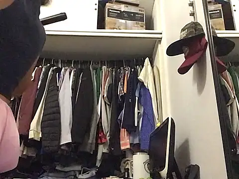Apineapple07 live webcam show