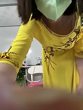 Nana-19 live webcam show