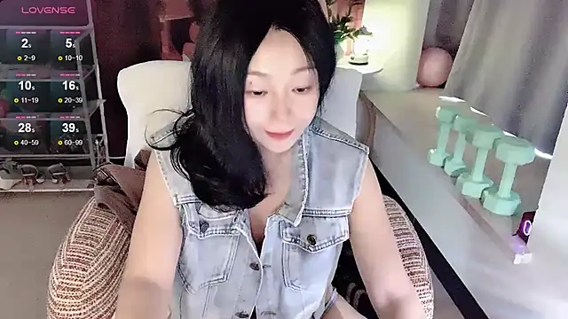 Sunny------ live webcam show