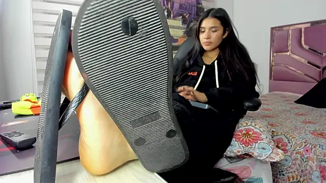 ZoeConti live webcam show