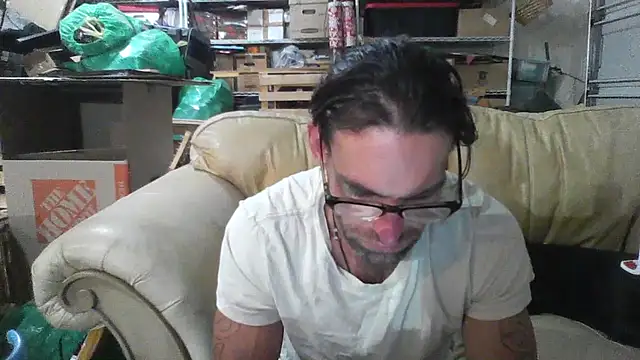 yourpersonalpeer1 live sex cam