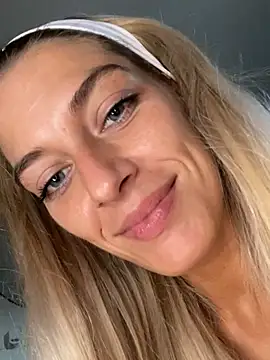 Bellalolahot