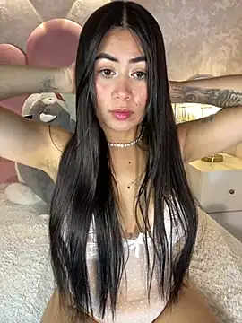 _MadiLee_ webcam