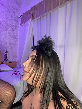 Mia_and_lexy webcam
