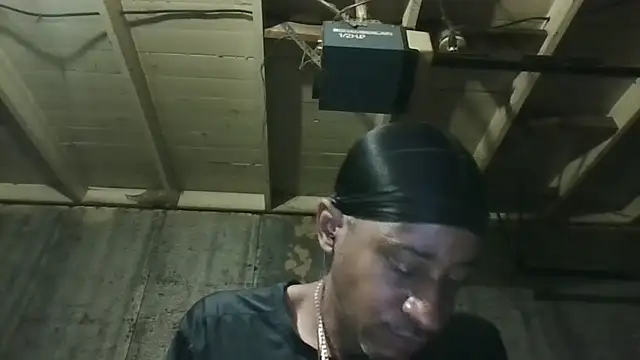 Leo99842 webcam