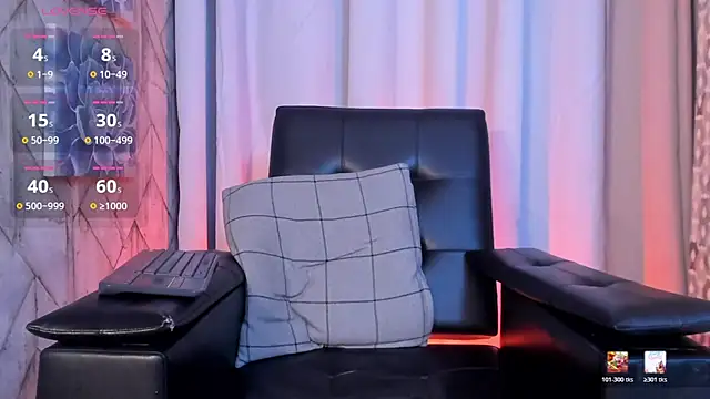 miahills__ webcam