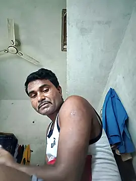 COUPLE-ROMANCES webcam