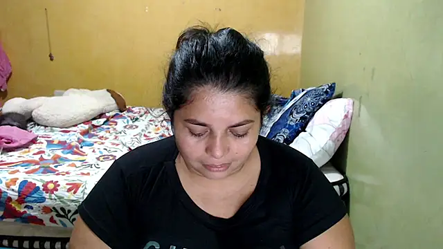 yulieth_bbw webcam