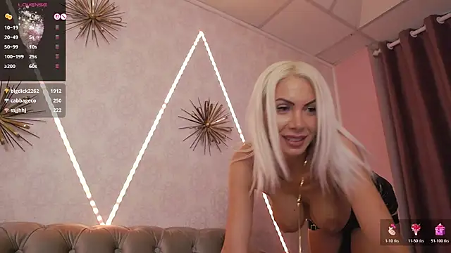 RubyDivine live webcam