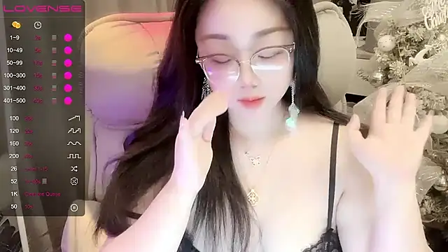 Monica-666888- webcam