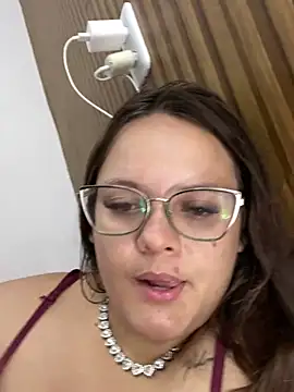 Laryssinha_69 webcam