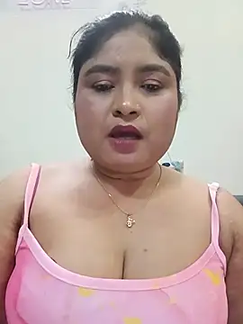 hornyriyanka live webcam show