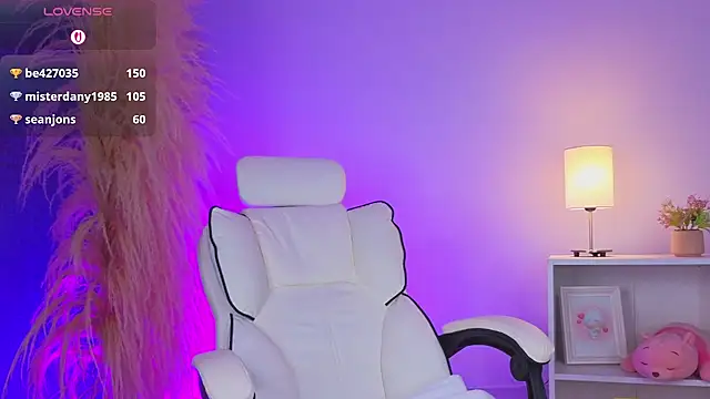 shannel_moss__ webcam