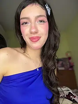 Emily-hottson