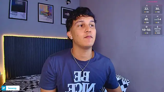 Leo_Savage_ webcam